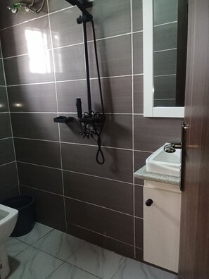 Habitación básica | Baño
