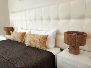 Bügeleisen/Bügelbrett, WLAN, Bettwäsche