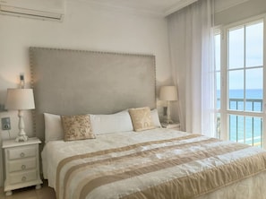 4 habitaciones, tabla de planchar con plancha y wifi gratis 