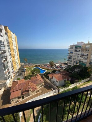 Property grounds - Casa Mily front Beach & pool (Mijas)
