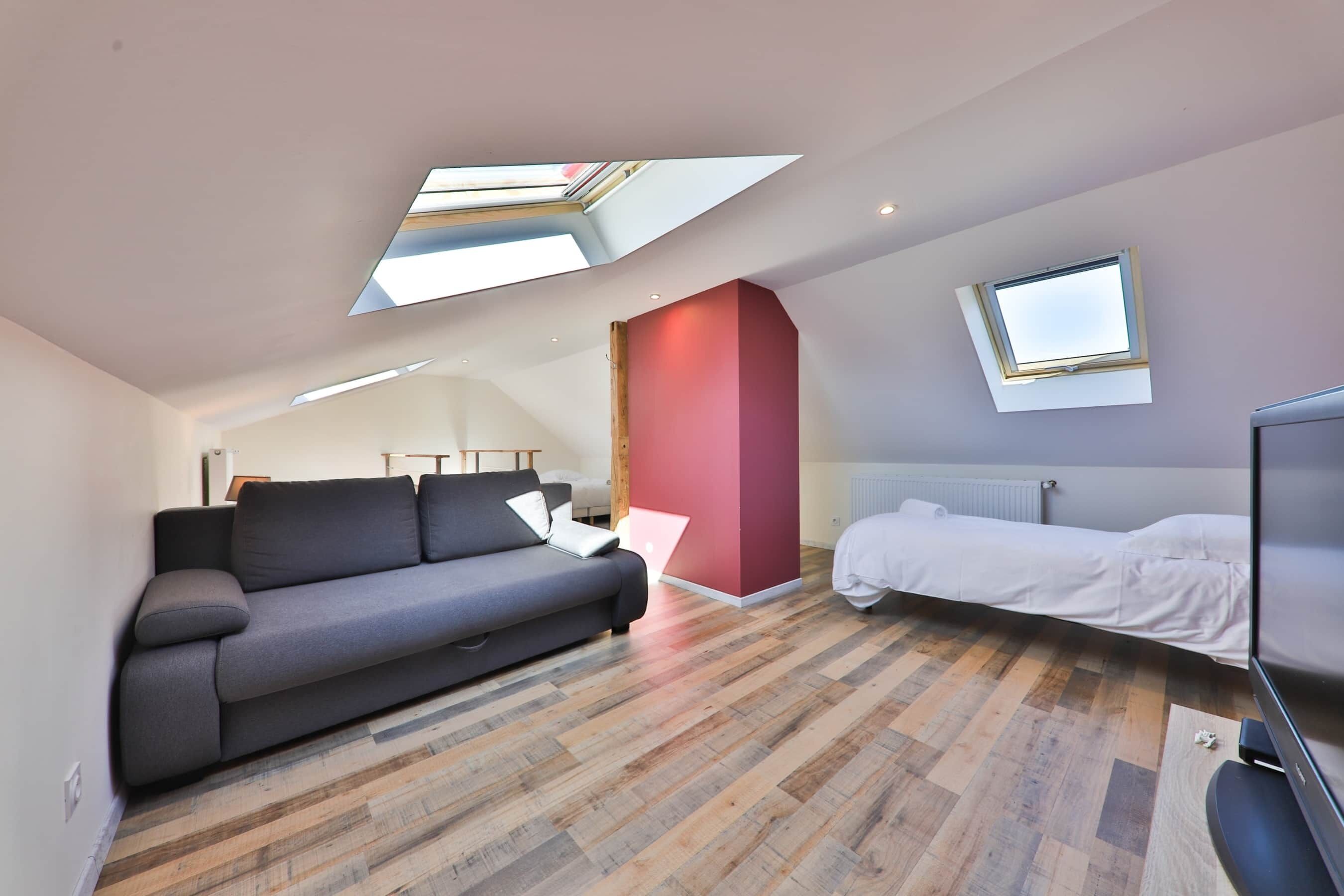 12 slaapkamers, een strijkplank/strijkijzer, gratis wifi, beddengoed