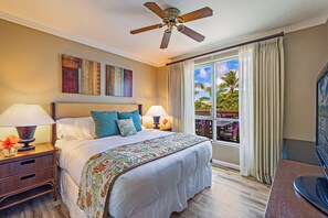 3 bedrooms, iron/ironing board, travel cot, WiFi - Honua Kai K232 Modern 2Bedroom Condo with Indoor-Outdoor Living & Spacious Lanai (Lahaina)