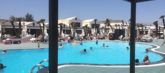 2 Bed Spacious Villa on 4* Beach Front Resort