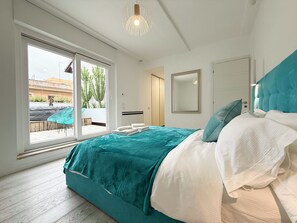 4 bedrooms, iron/ironing board, travel crib, WiFi