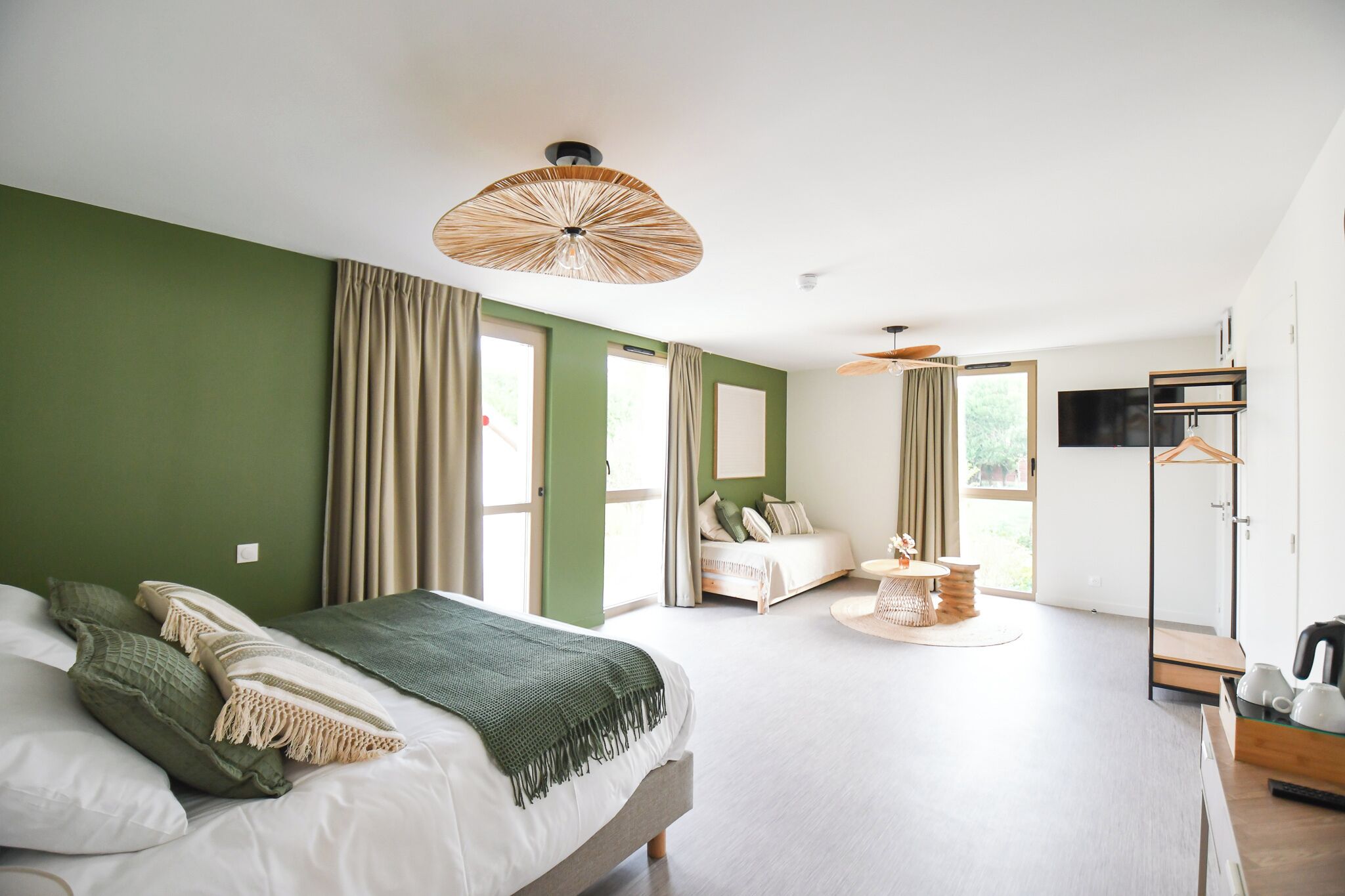 Superior Quadruple Room | Free WiFi