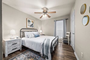 4 bedrooms, WiFi, bed sheets