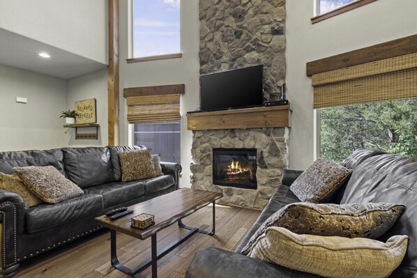 TV connectée, cheminée