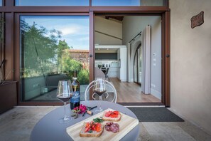 Front of property - Melaiolo Modern Apartment With Pool Montaione (Montaione)