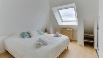 1 bedroom, iron/ironing board, free WiFi, bed sheets