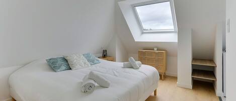 1 chambre, fer et planche Ă repasser, accĂšs au Wi-Fi (inclus)