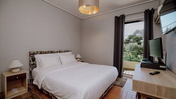 2 chambres, fer et planche Ă repasser, Wi-Fi, draps fournis