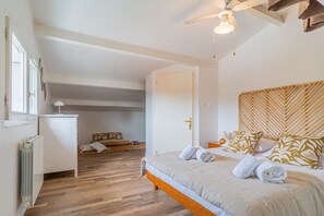 2 bedrooms, iron/ironing board, free WiFi, bed sheets - Ecrin Marin - apt terrasse, bassin d'arcachon (La Teste-de-Buch)