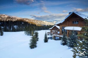 Exterior - The BEST Ski In/Out! Immediately next to Montage! (Big Sky)