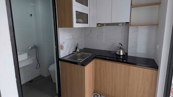 Deluxe Apartment, City View