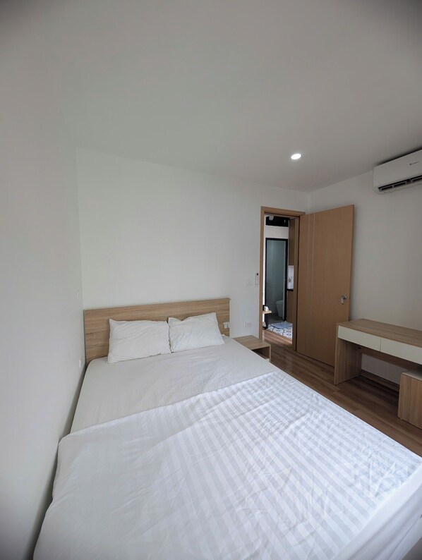 Deluxe Apartment, City View