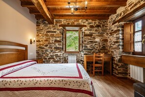 2 habitaciones, wifi gratis y ropa de cama 