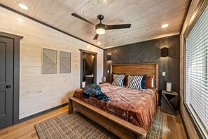 3 chambres, fer et planche à repasser, Wi-Fi gratuit, draps fournis