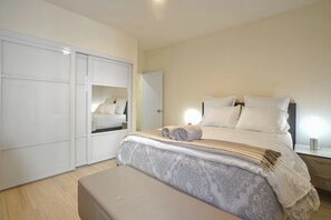 1 chambre, fer et planche à repasser, Wi-Fi, draps fournis