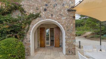 Ristorazione all'aperto