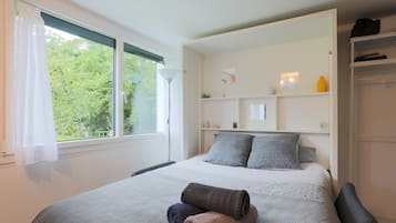 2 chambres, fer et planche Ă repasser, Wi-Fi gratuit, draps fournis