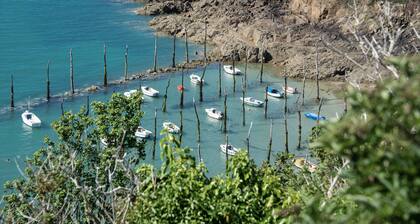 Holiday Home 'Magnifique Cadre Calme Et Verdoyant' with Private Terrace, Private Garden and Wi-Fi