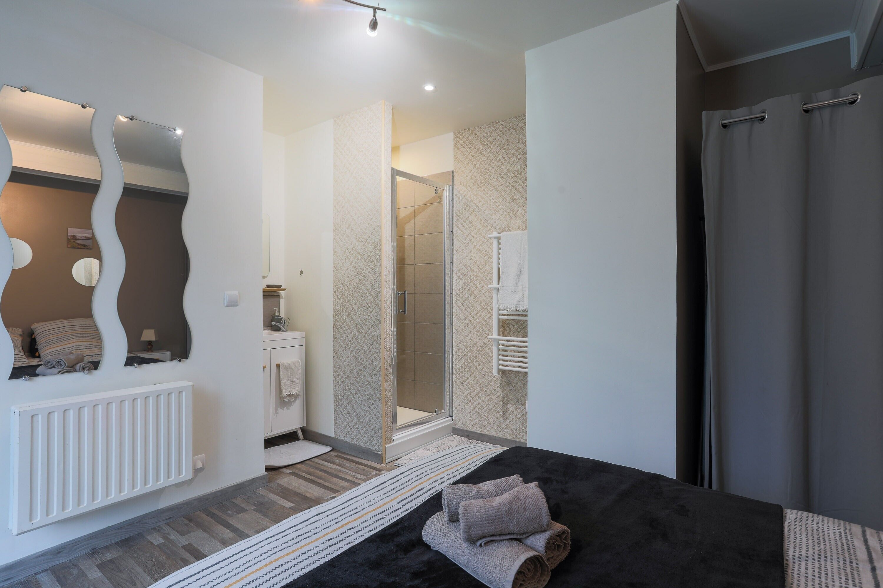 1 bedroom, iron/ironing board, free WiFi, bed sheets