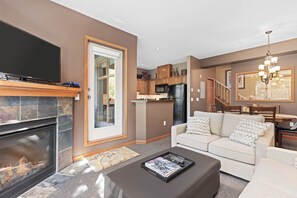 Smart TV, fireplace, video games - Best Whistler Village location | Free parking | Pool/Hot tub | 2-level condo (Whistler)