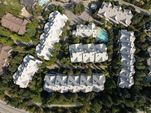 Exterior - Best Whistler Village location | Free parking | Pool/Hot tub | 2-level condo (Whistler)