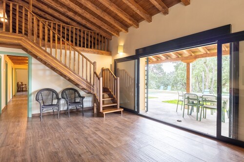 La Morada de Piedralaves Country House: Private Pool & Gredos Views
