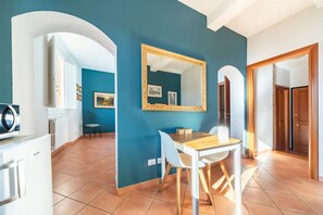 Dining - San Giorgio Apt - a perfectly charming house for discovering Bologna's culture. (Bologna)