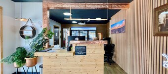 5-Hansen Inn & Cabins, Room, Single King, Ground Floor, Dog Friendly, No Smoking