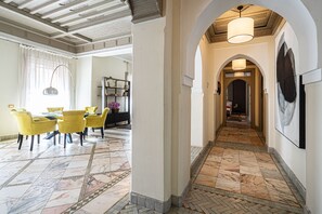 Interior - Charming Villa with Pool & Garden – Perfect for Relaxing Getaways (Marrakesh)