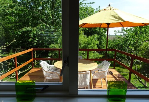 Studio Wijtvliet ~ Holiday home in a rural location surrounded by greenery ~