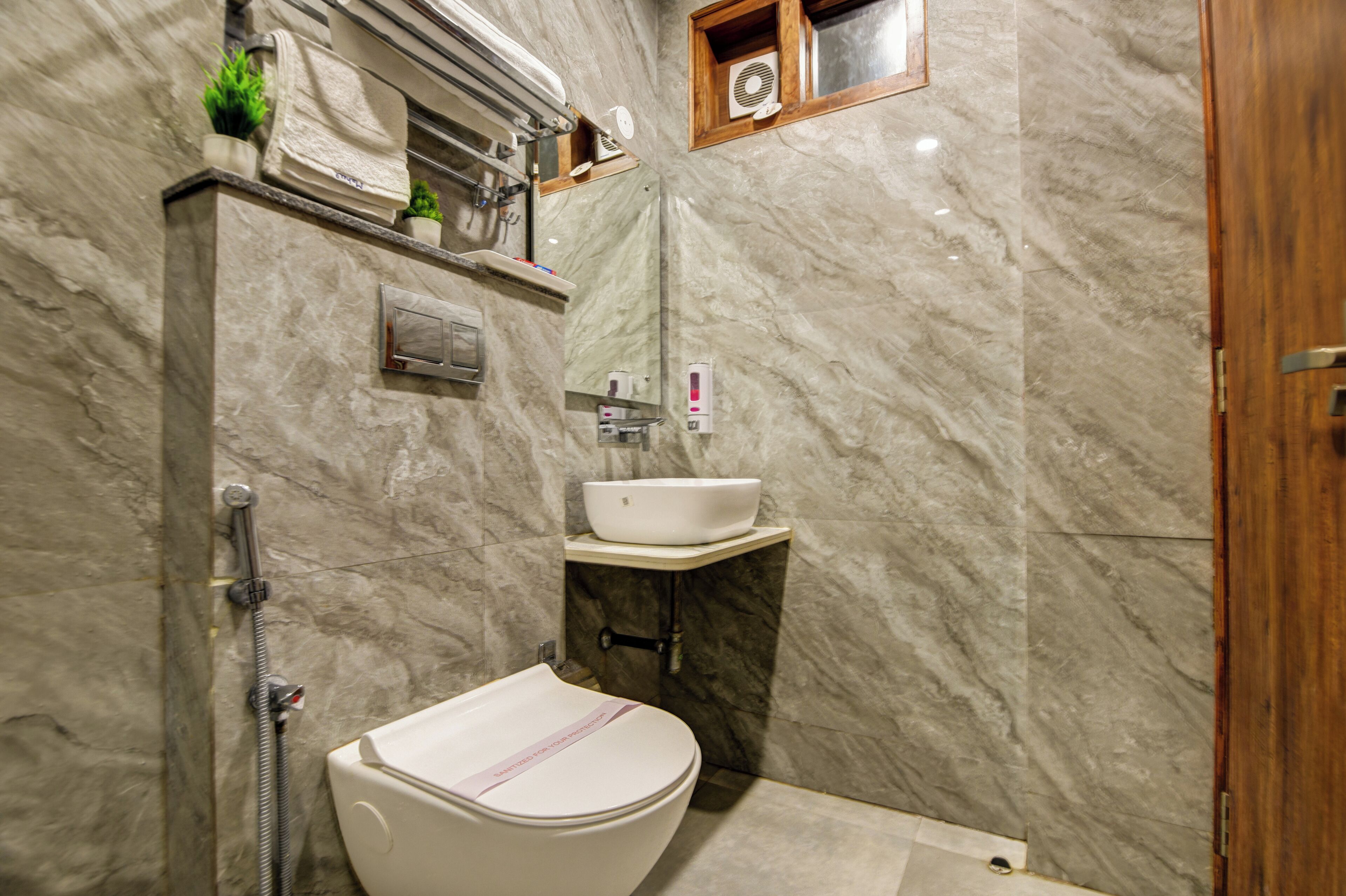 Photo -  Hotel Mehul International -Near New Delhi Railway Station, Paharganj & Connaught Place