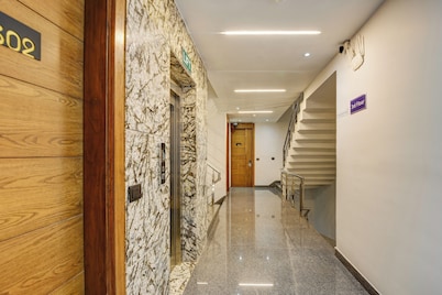  Hotel Mehul International -Near New Delhi Railway Station, Paharganj & Connaught Place