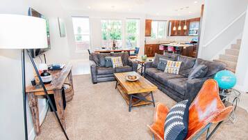 Family House, Mountain View | Living area