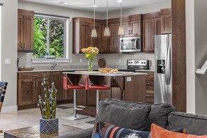 Family House, Mountain View | Private kitchen - Entrada at Moab 624 (Moab)