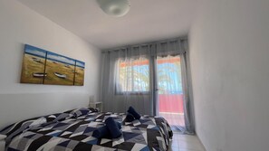 2 bedrooms, desk, travel crib, free WiFi