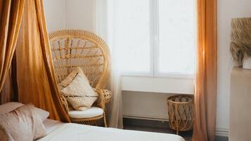 8 chambres, fer et planche à repasser, Wi-Fi gratuit, draps fournis
