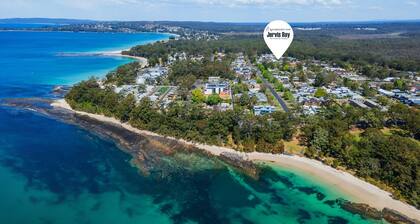 Tipperary Cottage by Experience Jervis Bay