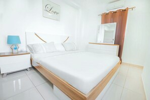1 bedroom, iron/ironing board, free WiFi, bed sheets