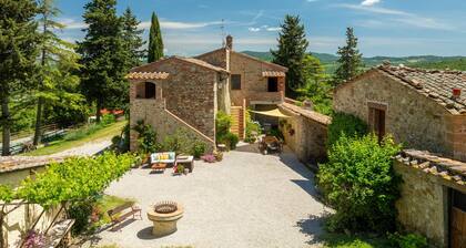 Holiday Home 'Podere Le Rote' with Private Pool, Garden, and Wi-Fi