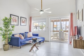 TV - Beautiful Beachfront 2-BDR. STM D301 (BAVARO)