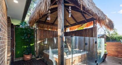 Spacious 4BR House with Cinema, Spa & fireplaces