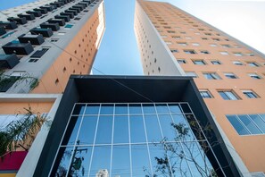 Exterior detail - Santo Amaro - Benx 2074 (São Paulo)