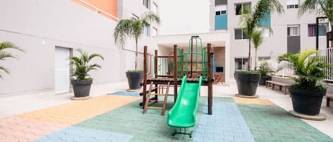 Apartment | Children's area