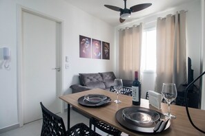 Apartment | Dining