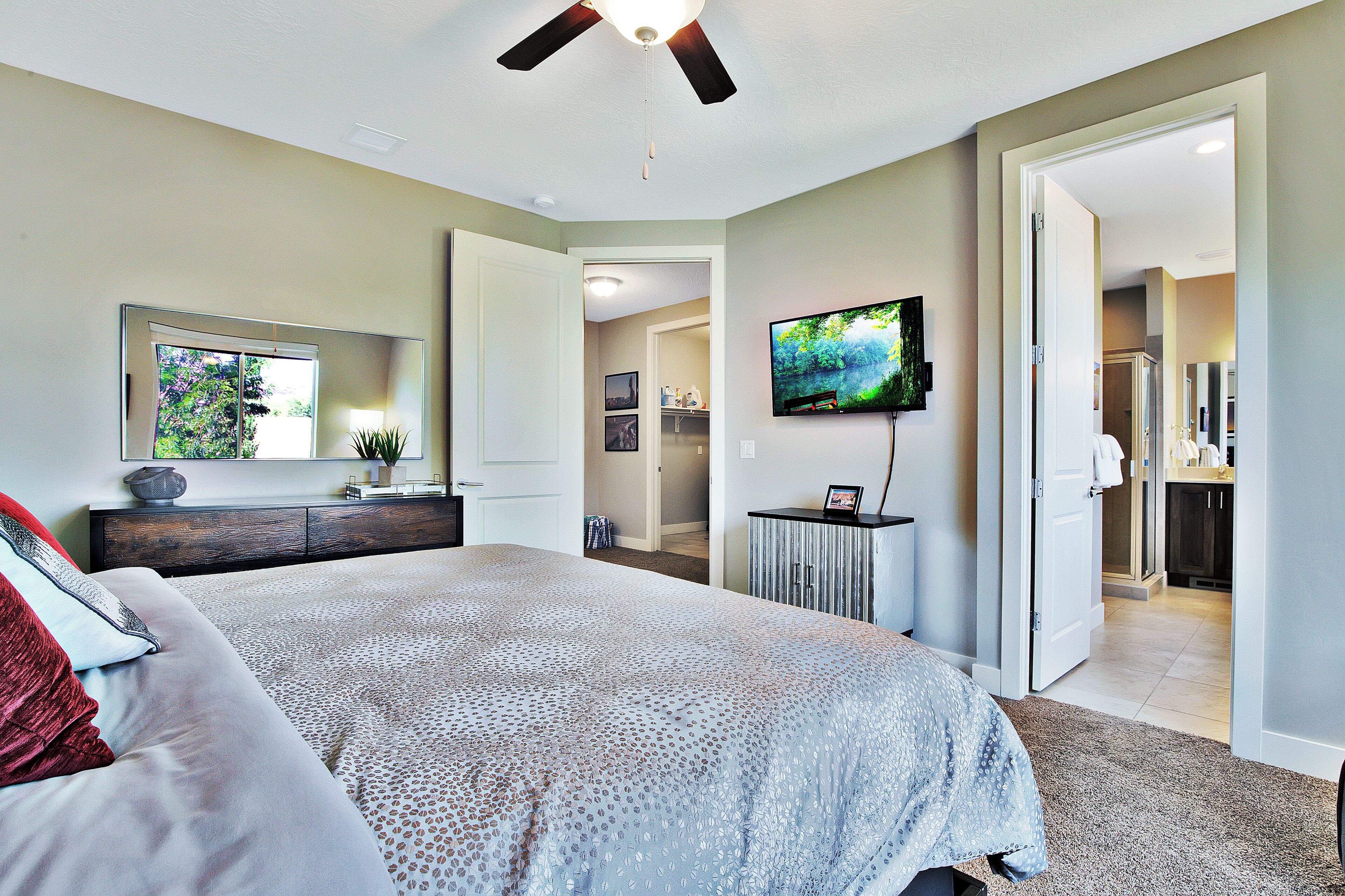 Family House | Iron/ironing board, free WiFi