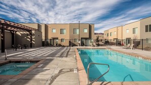 Outdoor pool - Entrada at Moab 620 and 624 (Moab)