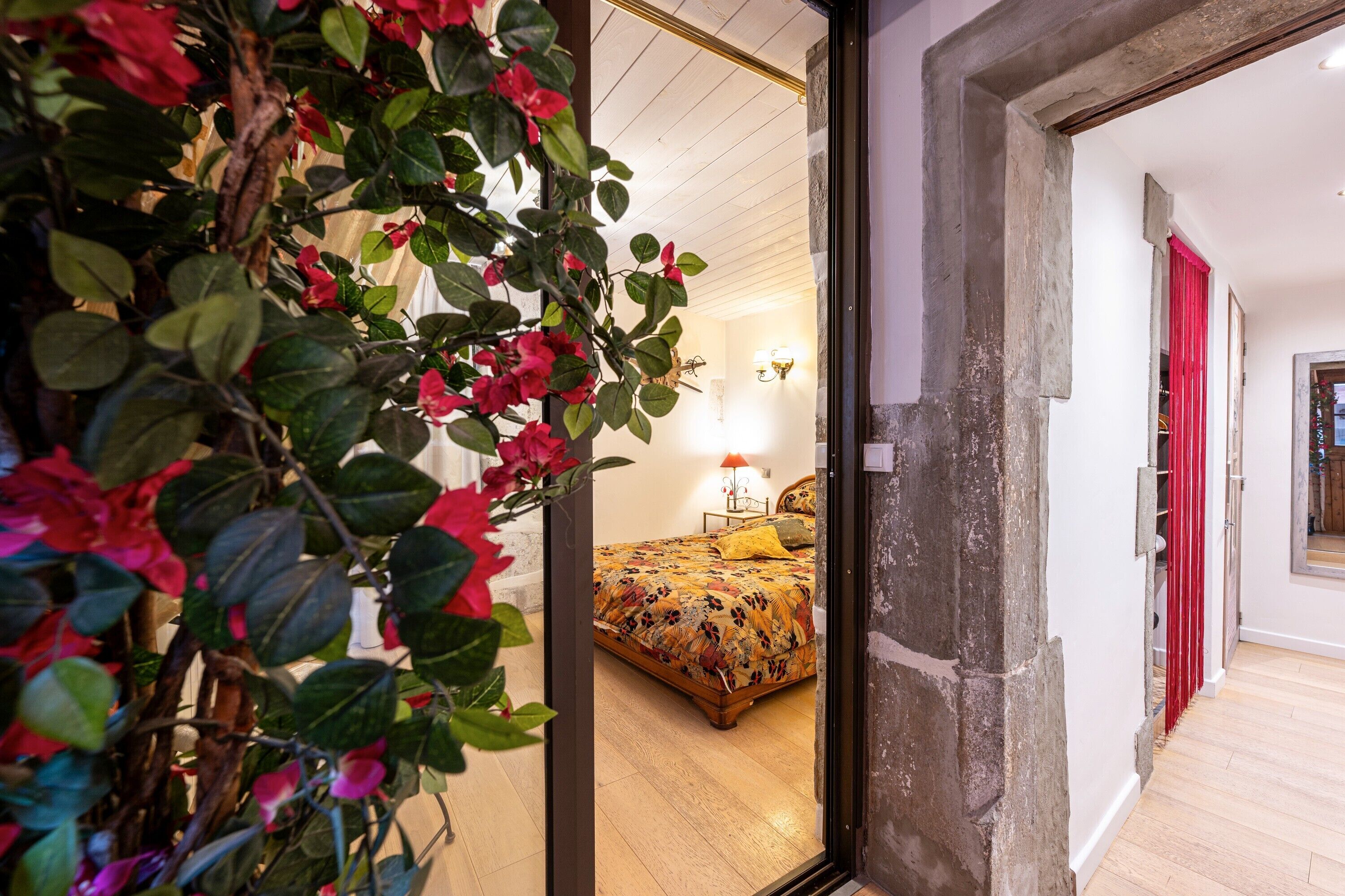 2 chambres, fer et planche à repasser, Wi-Fi gratuit, draps fournis
